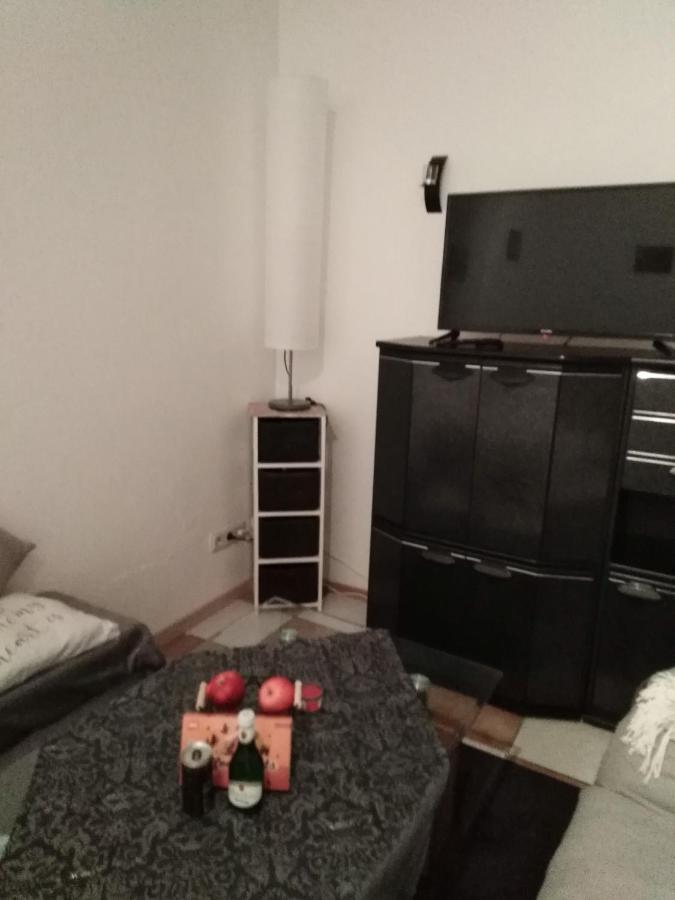 Studiowohnung, Neu Renoviert, Zentrale Lage Зарлуї Екстер'єр фото
